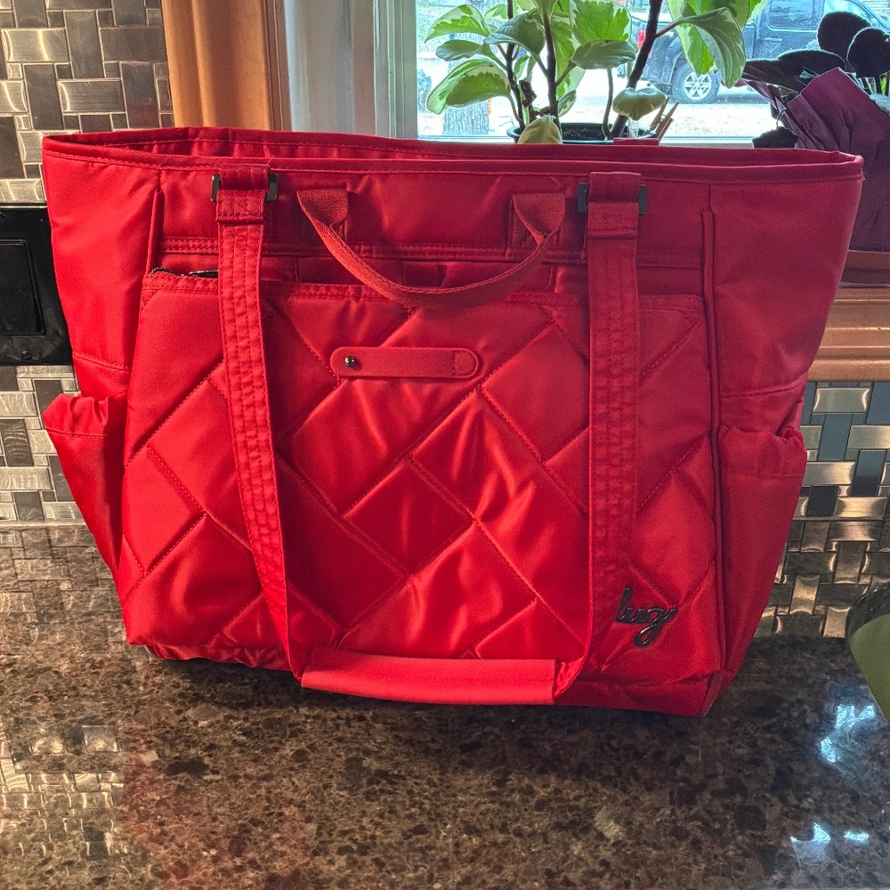 LUG CABBY - POPPY RED.  NWOT